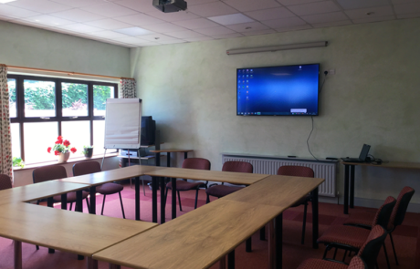 castleblayney-enterprise-centre-training-room